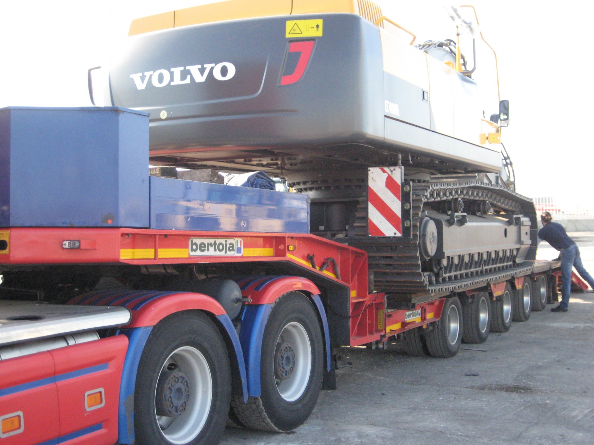 Transport d'engin Volvo